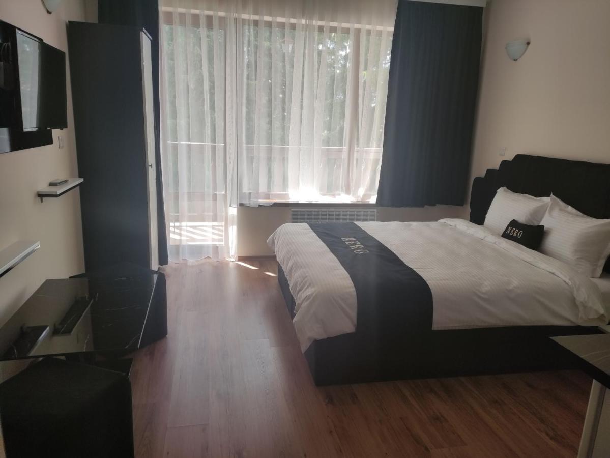 Complex Nero Aparthotel Παμπόροβο Εξωτερικό φωτογραφία