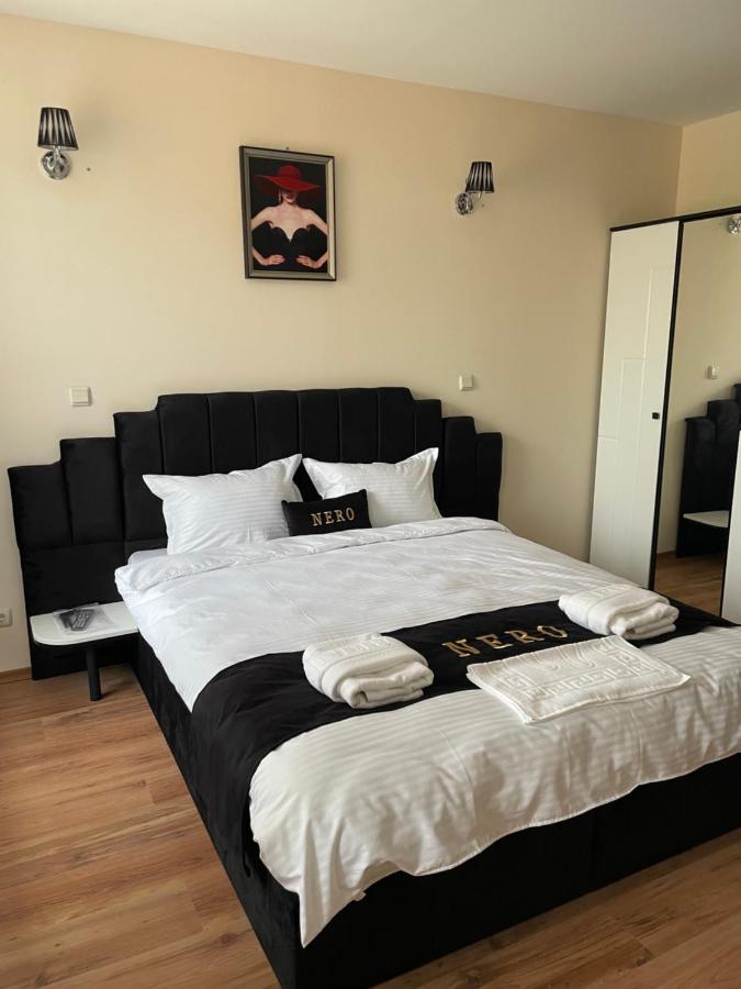 Complex Nero Aparthotel Παμπόροβο Εξωτερικό φωτογραφία