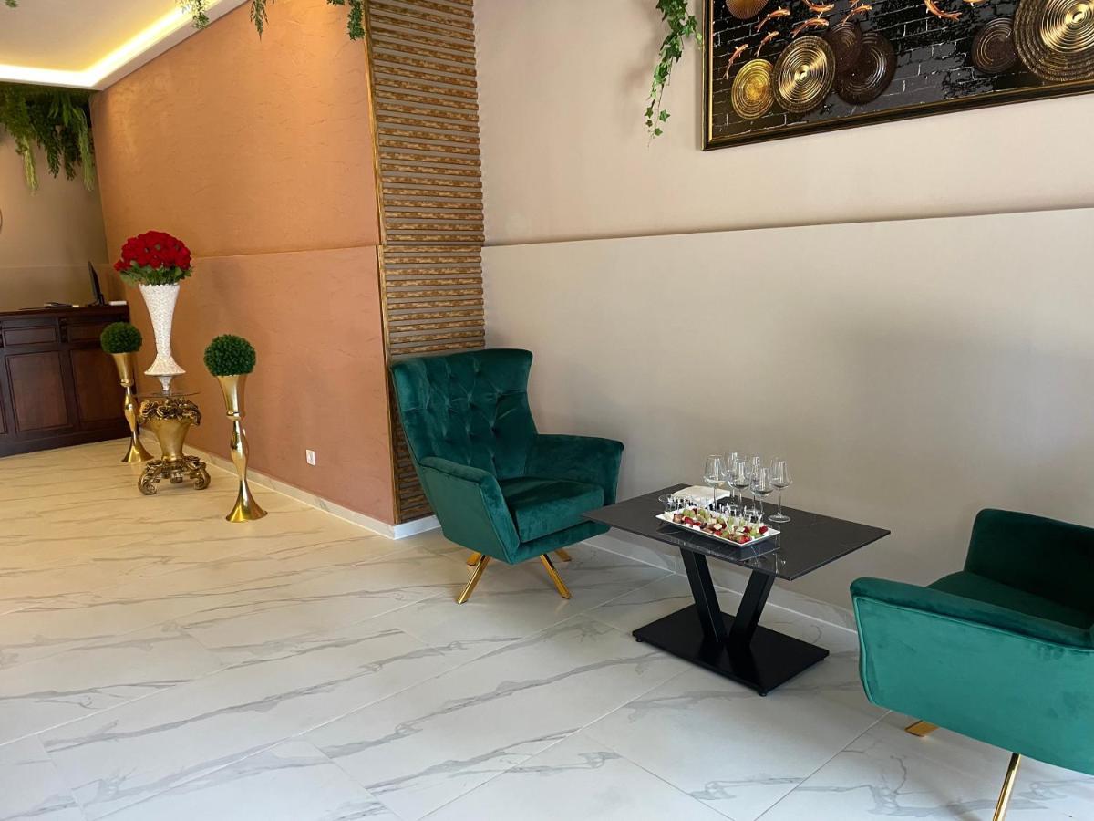 Complex Nero Aparthotel Παμπόροβο Εξωτερικό φωτογραφία