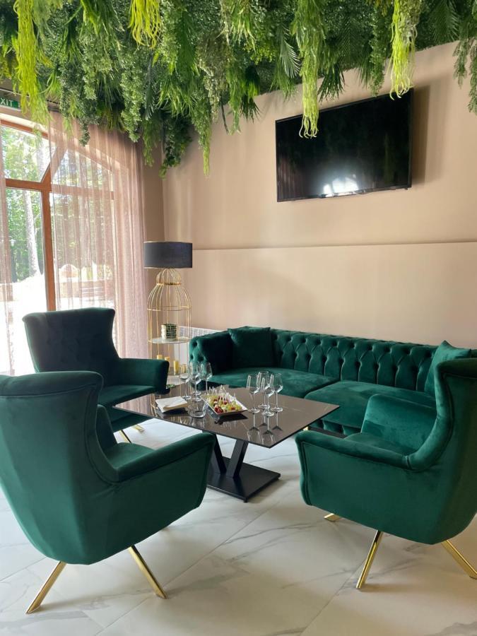 Complex Nero Aparthotel Παμπόροβο Εξωτερικό φωτογραφία
