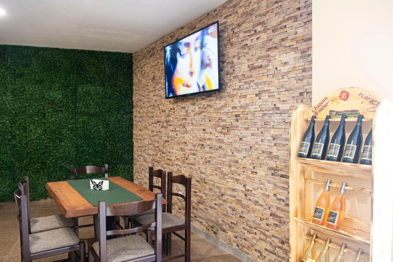 Complex Nero Aparthotel Παμπόροβο Εξωτερικό φωτογραφία