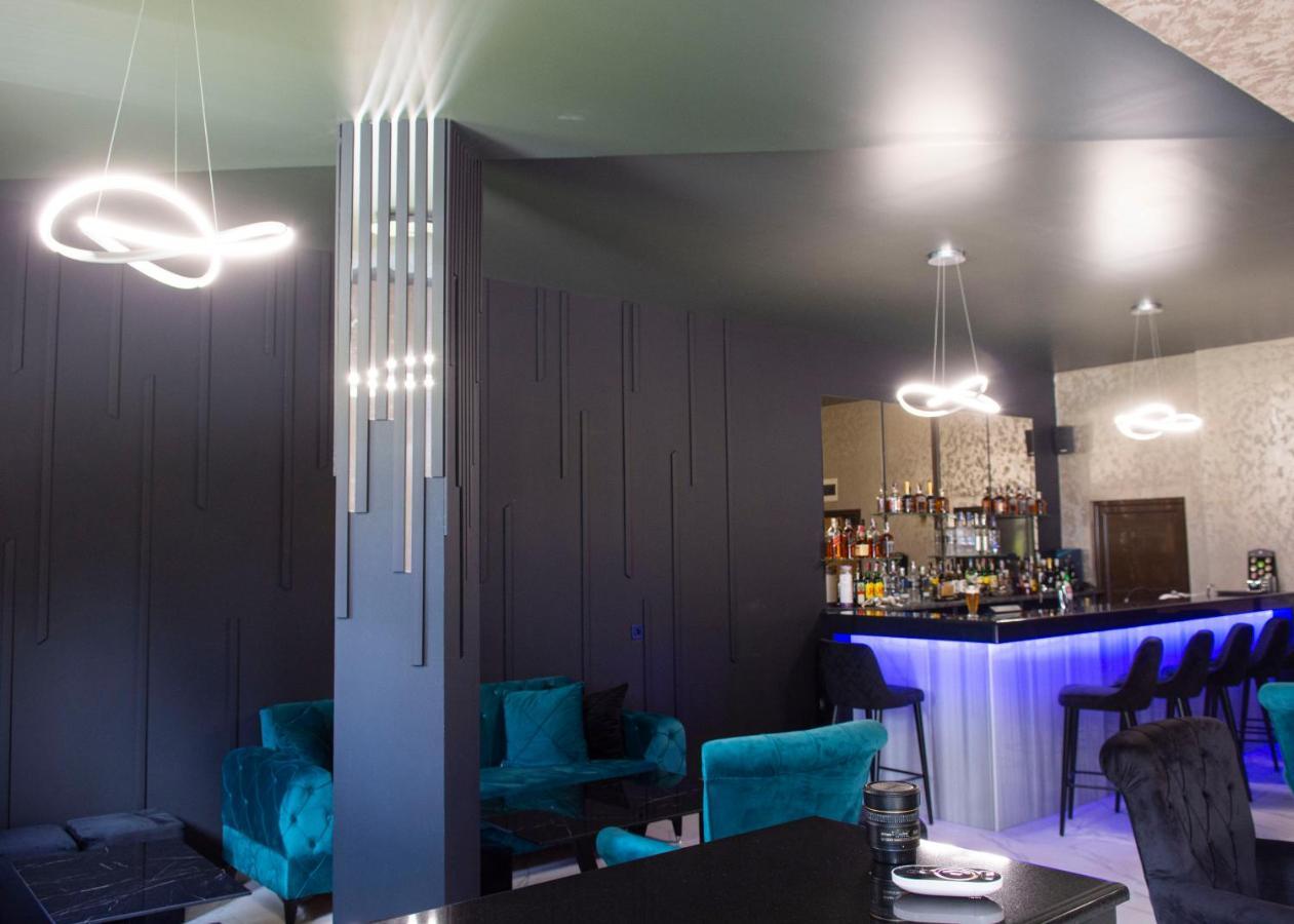 Complex Nero Aparthotel Παμπόροβο Εξωτερικό φωτογραφία