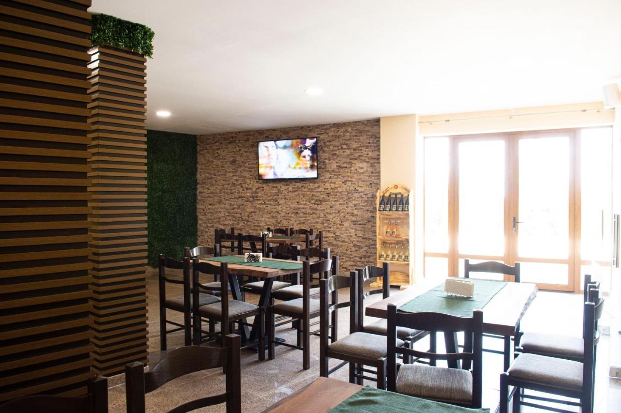 Complex Nero Aparthotel Παμπόροβο Εξωτερικό φωτογραφία