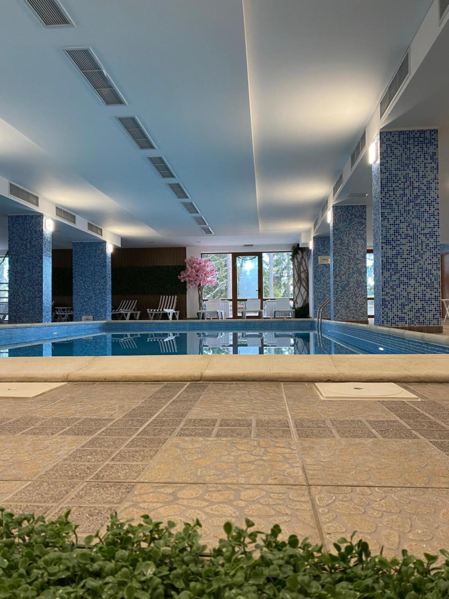 Complex Nero Aparthotel Παμπόροβο Εξωτερικό φωτογραφία